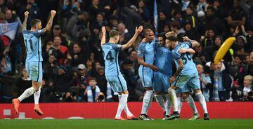 Gundogan and teammates celebrate Manchester City's third goal