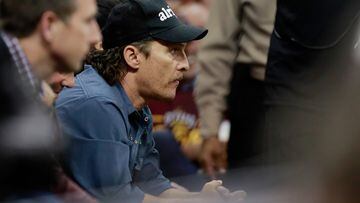 El actor y copropietario del Austin FC, Matthew McConaughey, estudia la idea de unirse al grupo de Jeff Bezos y Jay-Z para comprar a Commanders.