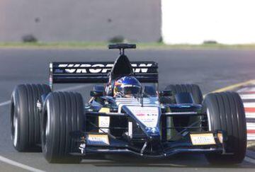 El español Fernando Alonso en su debut con Minardi-European en el Gran Premio de Australia.