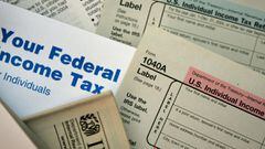 El IRS ha compartido el calendario de la temporada de impuestos 2022. Aqu&iacute; todo lo que debes saber sobre cu&aacute;ndo se debe presentar la declaraci&oacute;n de 2021.