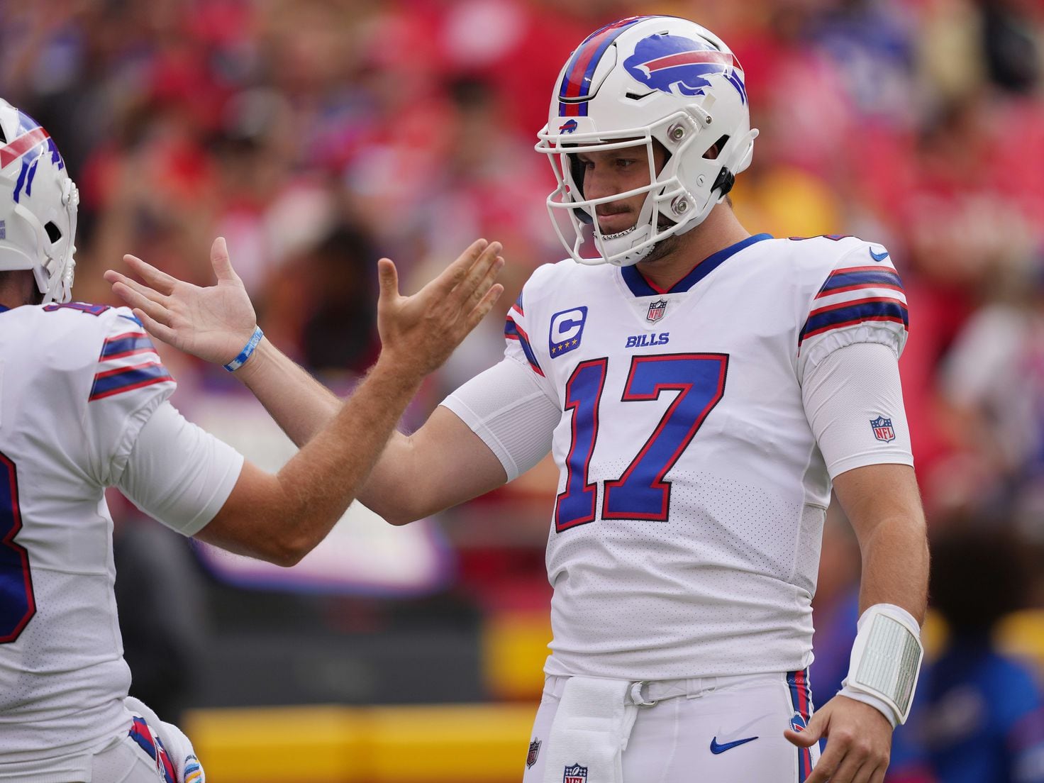 Chiefs vs. Bills Divisional playoff breakdown: two offenses on