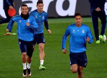 Cristiano Ronaldo, Jesé and Varane in sprinting exercises at this evenings training session.