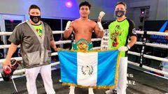 El boxeador guatemalteco Lester Martínez se prepara para debutar en Estados Unidos el próximo 5 de mayo en la ciudad de Las Vegas.