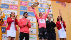 El Alargue y LaLiga entregan maillots de Carapaz y Piccolo del Tour Colombia