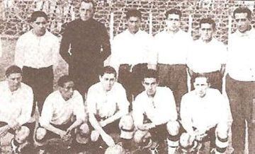 El arquero argentino Erazo estuvo un año en la U (1939), antes de fichar esa misma temporada por Colo Colo, club que defendió hasta 1942.