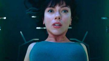 Critican a Scarlett Johansson por interpretar un papel transg&eacute;nero.
