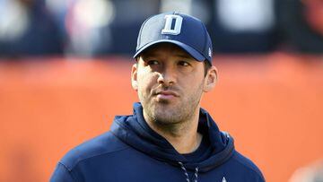 CLEVELAND, OH - NOVEMBER 06: Tony Romo #9 of the Dallas Cowboys looks on from the sideline in the first half against the Cleveland Browns at FirstEnergy Stadium on November 6, 2016 in Cleveland, Ohio.   Jason Miller/Getty Images/AFP == FOR NEWSPAPERS, INTERNET, TELCOS &amp; TELEVISION USE ONLY ==