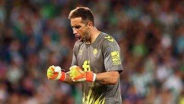 SEVILLE, SPAIN - SEPTEMBER 15: Claudio Bravo of Real Betis celebrates after their side's first goal during the UEFA Europa League group C match between Real Betis and PFC Ludogorets Razgrad at Estadio Benito Villamarin on September 15, 2022 in Seville, Spain. (Photo by Fran Santiago/Getty Images)