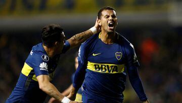 Edwin Cardona celebrando su gol con Boca Juniors ante Alianza Lima por Copa Libertadores