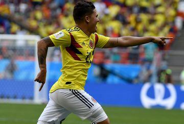 El primer gol de Juan Fernando Quintero con el equipo nacional no pudo llegar en un mejor momento. A sus 21 años y cinco meses el mediocampista marcó el segundo tanto de Colombia en la victoria ante Costa de Marfil en el Mundial de 2014.