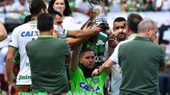Chapecoense fue declarado campeón de la Copa Sudamericana 2016, por la Conmebol, debido a la tragedia aérea que sufrió en Colombia.