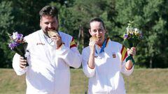 Bail&oacute;n y G&aacute;lvez, ganadores de la medalla de oro en foso de los Juegos Europeos.