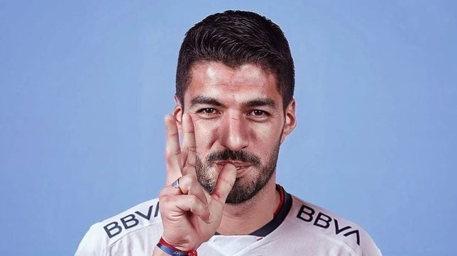 OFFICIAL: Suarez returns to boyhood club Nacional