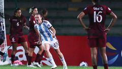 Florencia Bonsegundo puso el 1-0 para el equipo de Portanova. REUTERS/Amanda Perobelli