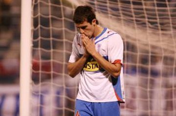 Pablo Vranjicán llegó en 2010 a la UC, tras ser goleador en Rangers de Talca. Sin embargo, el delantero argentino no fue aporte en la tienda cruzada, y sumado a las lesiones, la irregularidad le pasó la cuenta. Jugó 16 partidos, y marcó dos goles.  Hoy es jugador de La Serena