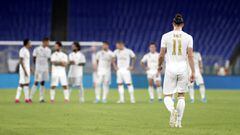 Gareth Bale y el resto de jugadores del Real Madrid, durante el partido ante el Roma.