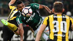 Palmeiras vence a los nervios y a Peñarol para seguir líder