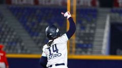 Yarianna López conectá el primer HR de la Liga Mexicana de Softbol