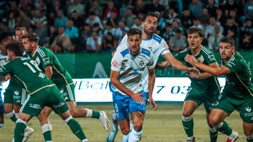 El Cacereño frena al Tenerife