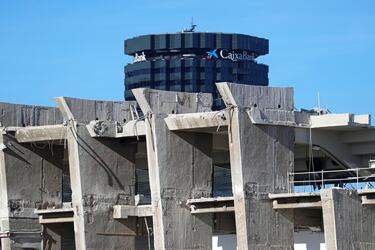 El futuro Camp Nou será un estadio que incorpo­rará las últimas tecnolo­gías del mercado, y entre ellas, permitirá incor­porar una pantalla 360º en el interior del bowl que ofrecerá una nueva experiencia al público.