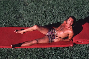 Gatti posa para una entrevista para la revista argentina 'El Gráfico' en 2003.
 