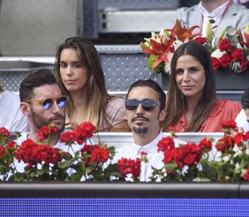 Ona Carbonell, eljugador del Real Madrid de baloncesto Rudy Fernández y el actor Canco Fernández.