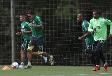 El DT Almirón podrá tener a Vladimir Hernández contra Millonarios.