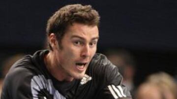 Safin: "Si Agassi se siente culpable, que devuelva sus títulos y el dinero"