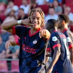 Van Nistelrooy estimula el efecto Xavi Simons