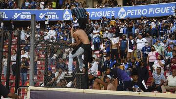 El futbol mexicano reacciona ante la violencia en Quer&eacute;taro