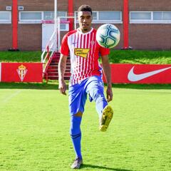 Murilo llega al Sporting dispuesto "a ayudar en lo que sea"