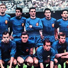 Iribar abre el telón: premio por su récord en la década 1967-1977