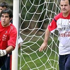 Bravo se sumó a la alegría por el ascenso del Leeds de Bielsa