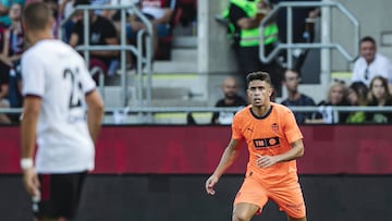 Gabriel Paulista pasa el corte