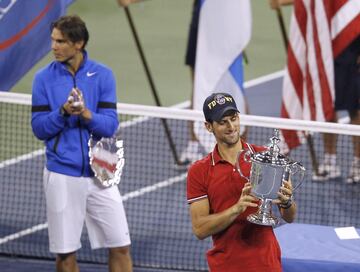 El tenista serbio ganó al español por 6-2, 6-4, 6-7 (3) y 6-1.