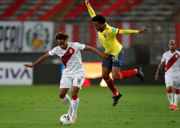 La Selección Colombia derrotó 0-3 a Perú en el estadio Nacional de Lima, por la séptima jornada de las Eliminatorias Sudamericanas.