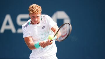 Martin Landaluce in action during a junior boys' singles match at the 2022 US Open, Monday, Sep. 5, 2022 in Flushing, NY. (Manuela Davies/USTA)