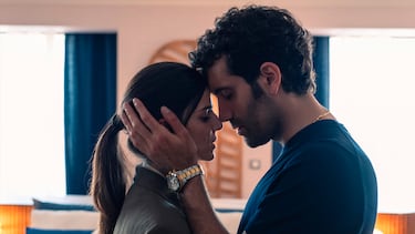 La serie de Netflix que arrasa en España: el regreso del apasionante thriller de Clara Lago