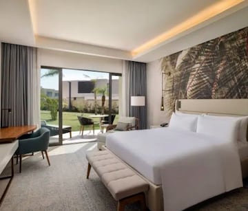 El conjunto blanco se hospedará en el Hotel Conrad Rabat Arzana durante el Mundial de Clubes. Un hotel de cinco estrellas situado en Rabat, a 2,4 km de la playa de Ech Chiahna, que ofrece alojamiento con centro de fitness, aparcamiento privado gratuito, jardín y terraza.