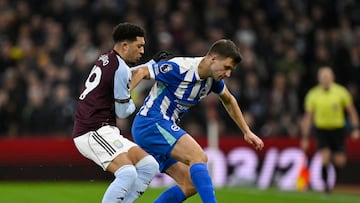 Soccer Football - Premier League - Aston Villa v Brighton & Hove Albion - Villa Park, Birmingham, Britain - February 11, 2026 Aston Villa's Jadon Sancho in action with Brighton & Hove Albion's Joel Veltman REUTERS/Tony O Brien EDITORIAL USE ONLY. NO USE WITH UNAUTHORIZED AUDIO, VIDEO, DATA, FIXTURE LISTS, CLUB/LEAGUE LOGOS OR 'LIVE' SERVICES. ONLINE IN-MATCH USE LIMITED TO 120 IMAGES, NO VIDEO EMULATION. NO USE IN BETTING, GAMES OR SINGLE CLUB/LEAGUE/PLAYER PUBLICATIONS. PLEASE CONTACT YOUR ACCOUNT REPRESENTATIVE FOR FURTHER DETAILS..