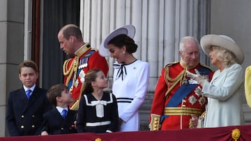 Britain's King Charles, Queen Camilla, William, Prince of Wales, Catherine, Princess of Wales, Prince George, Princess Charlotte and Prince Louis appear on the Buckingham Palace balcony as part of the Trooping the Colour parade to honour the king on his official birthday in London, Britain, June 15, 2024. REUTERS/Chris J. Ratcliffe