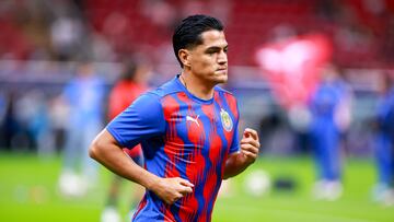 Jesus Sanchez of Guadalajara during the 15th round match between Guadalajara and Pumas UNAM as part of the Liga BBVA MX, Torneo Apertura 2024 at Akron Stadium on November 02, 2024 in Guadalajara, Jalisco, Mexico.