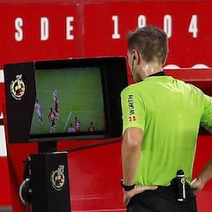 Los equipos más beneficiados y perjudicados por el VAR