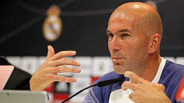 Zinedine Zidane en rueda de prensa.