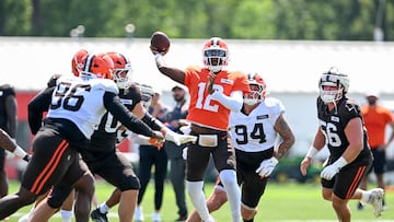 BEREA, OHIO - JULY 28: Shedeur Sanders #12 of the Cleveland Browns throws a pass during Cleveland Browns training camp at CrossCountry Mortgage Campus on July 28, 2025 in Berea, Ohio. Nick Cammett/Getty Images/AFP (Photo by Nick Cammett / GETTY IMAGES NORTH AMERICA / Getty Images via AFP)