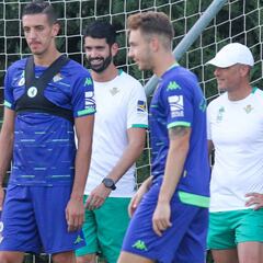 Feddal: "¿Objetivo? Me gustaría ganar un título con el Betis"