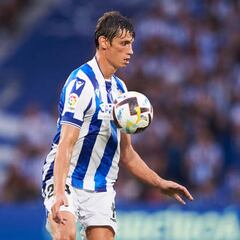 Alerta Le Normand: no jugará en Old Trafford