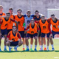 Día de anuncios, fotos y un entrenamiento con la mente en Suiza