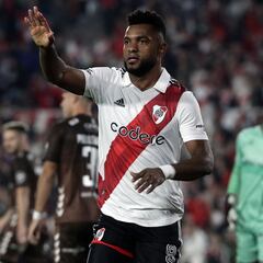 Borja marca ante Platense y llega a cinco goles en la era Demichelis