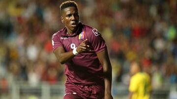 Jan Carlos Hurtado, opci&oacute;n para el ataque de Venezuela ante Colombia.